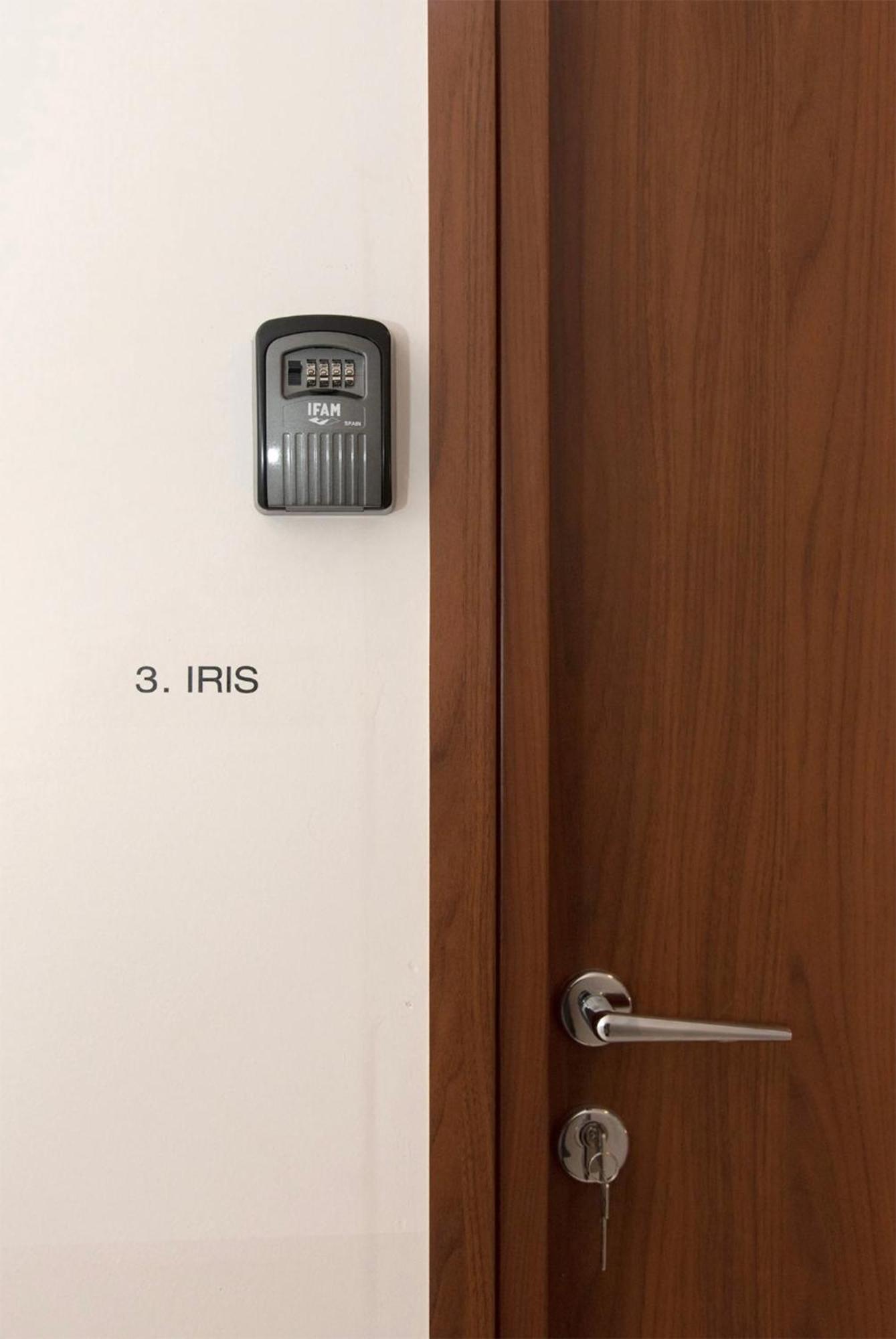Am16 Suites Афины Экстерьер фото